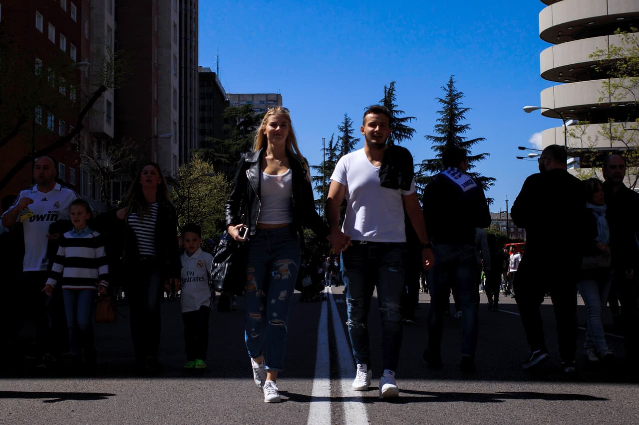 El amor por Real Madrid fue una expresión que hasta las parejas entendieron y compartieron este 2 de abril, en una jornada especial para el madridismo.