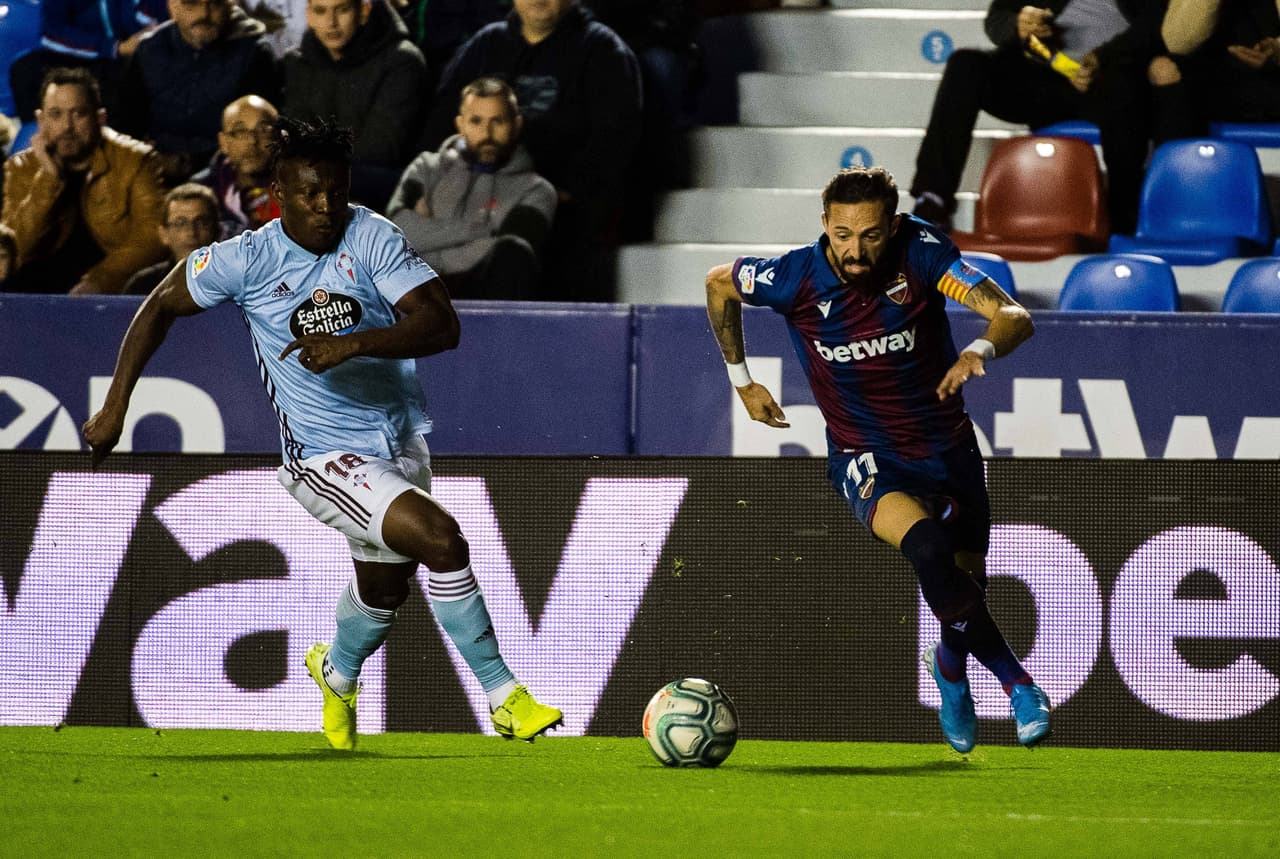 Aspas (12’) abrió el marcador y Martí (60’,70’) empató el encuentro y le dio la vuelta. Mayoral (91’) puso el 3-1 definitivo.