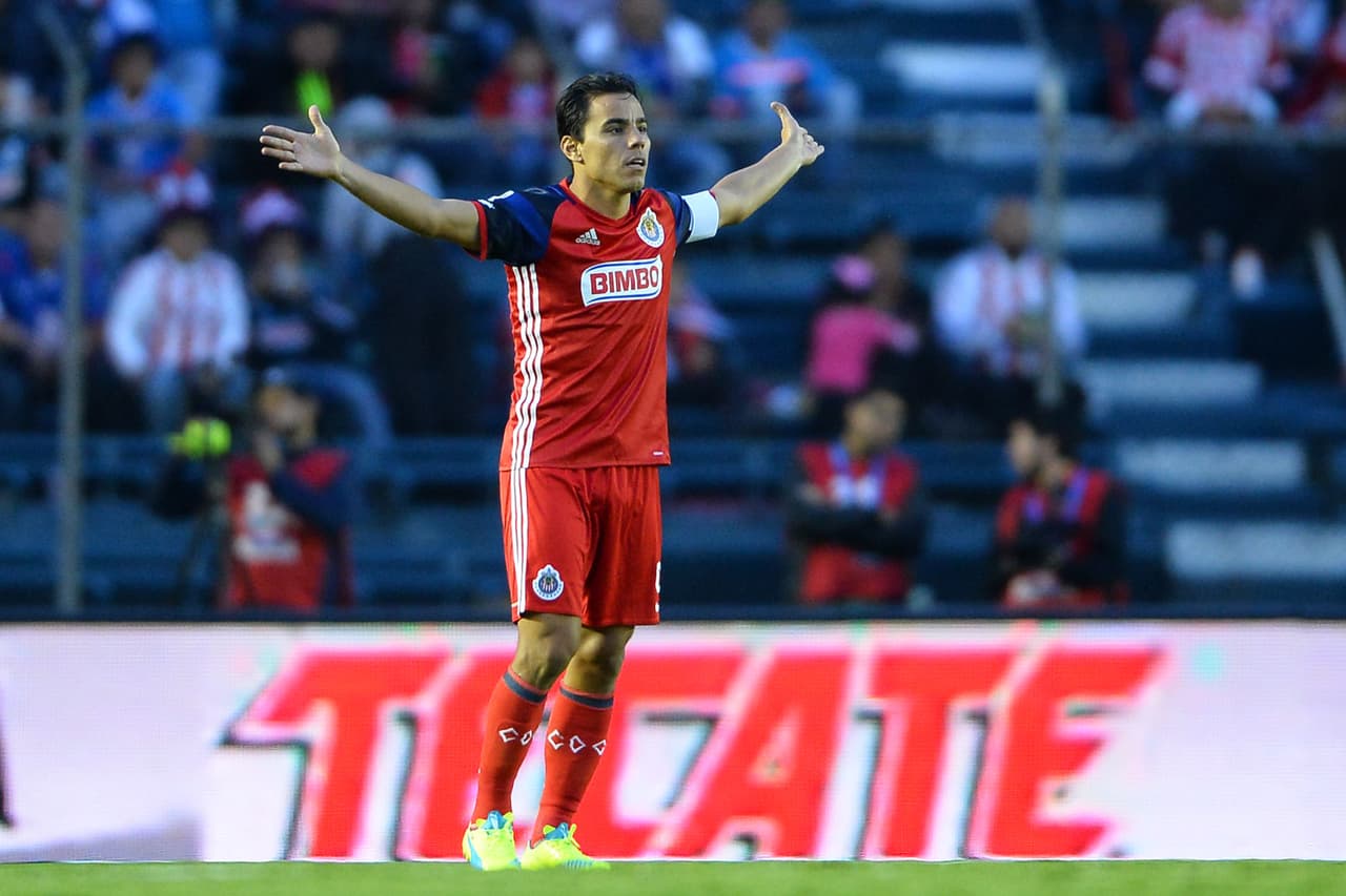 Omar Bravo pidió que en Chivas mantengan actitud por salir adelante