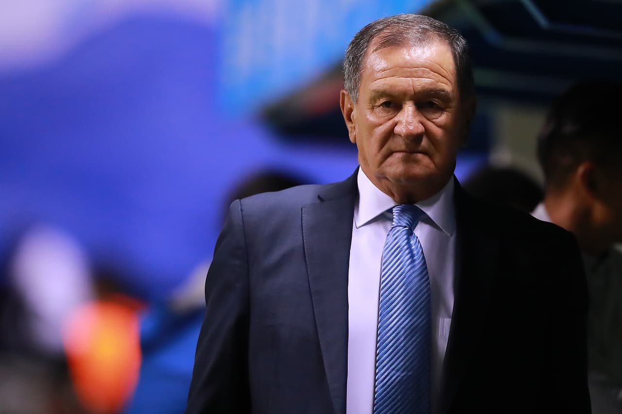 Enrique Meza señala que Veracruz fue afectado por el arbitraje