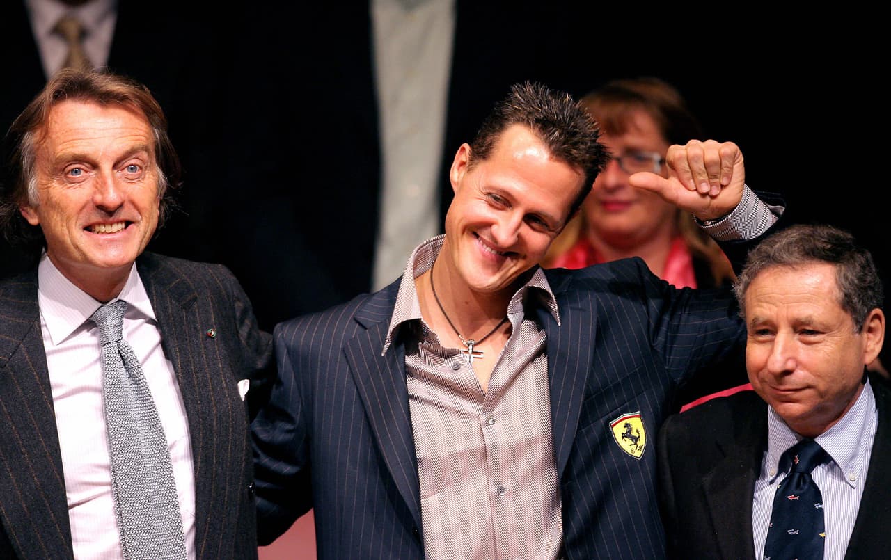 Curiosamente, un 10 de septiembre pero de 2006, Schumacher anunció su primer retiro de la Fórmula 1 luego de consolidarse como una leyenda viviente pero en medio de lesiones que lo aquejaban.