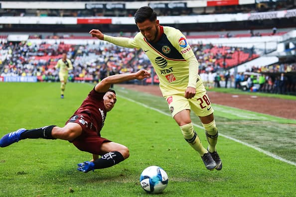 El equipo capitalino intentó conseguir el gol que le diera tranquilidad pero la zaga defensiva de los visitantes estuvo atenta.