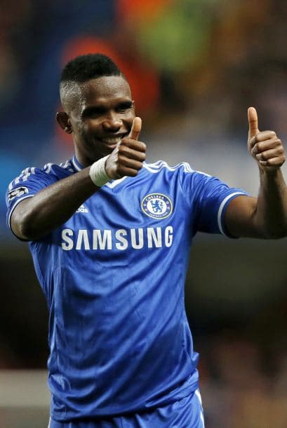 El africano puede presumir de haber jugado con los grandes de España (Real Madrid y Barcelona) además del Inter de Milán, en sus últimos años Samuel ganó millones en su aventura en el futbol ruso. Eto’o es uno de los jugadores imagen de la marca Puma, además de tener contratos con la automotriz Ford.Mira aquí los videos más chismosos.