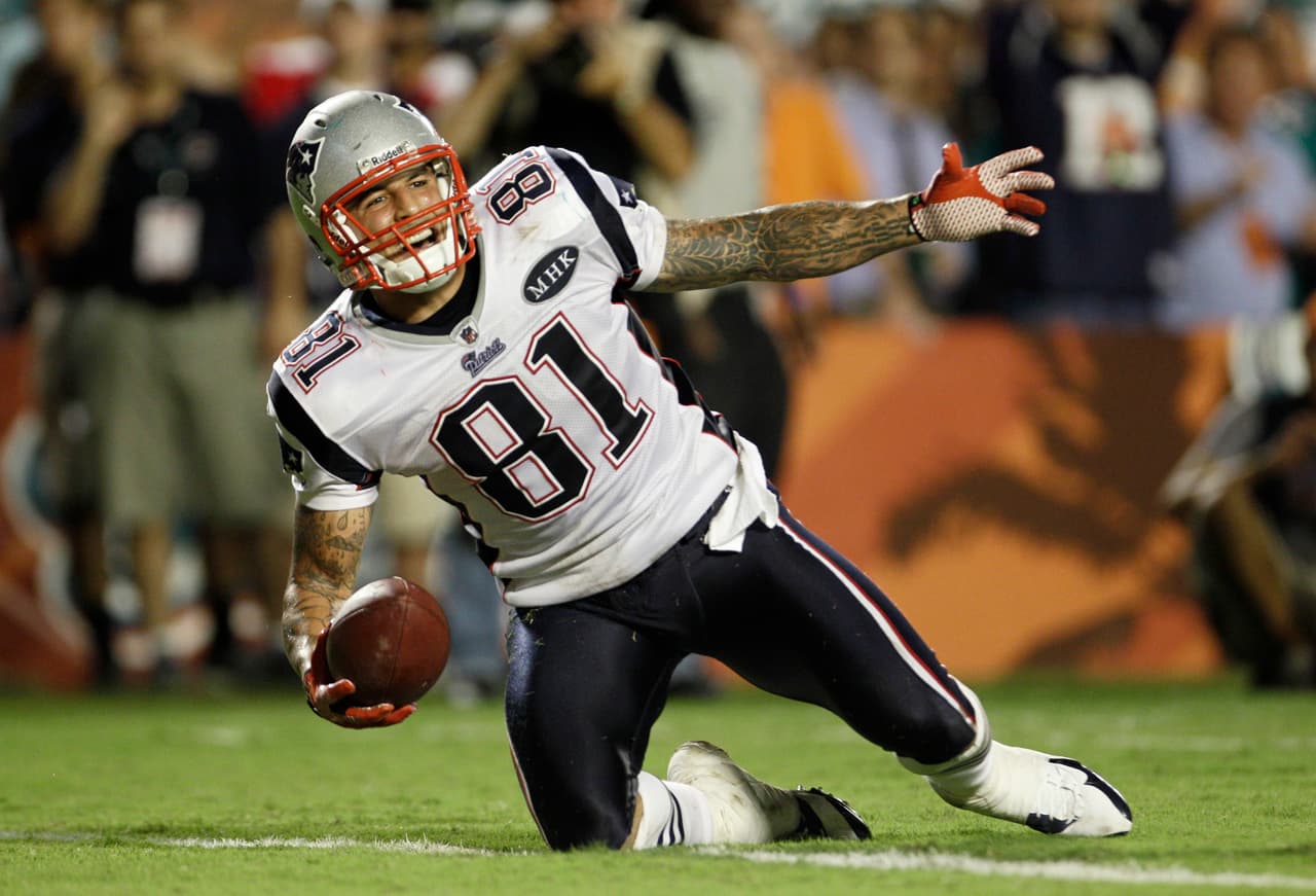 Aunque se peridó algunos partidos por una lesión de rodilla, Aaron logró el que entonces fue su mejor marca en un partido en la semana 15 ante los Devner Broncos: 129 yardas en 9 recepciones y un touchdown.