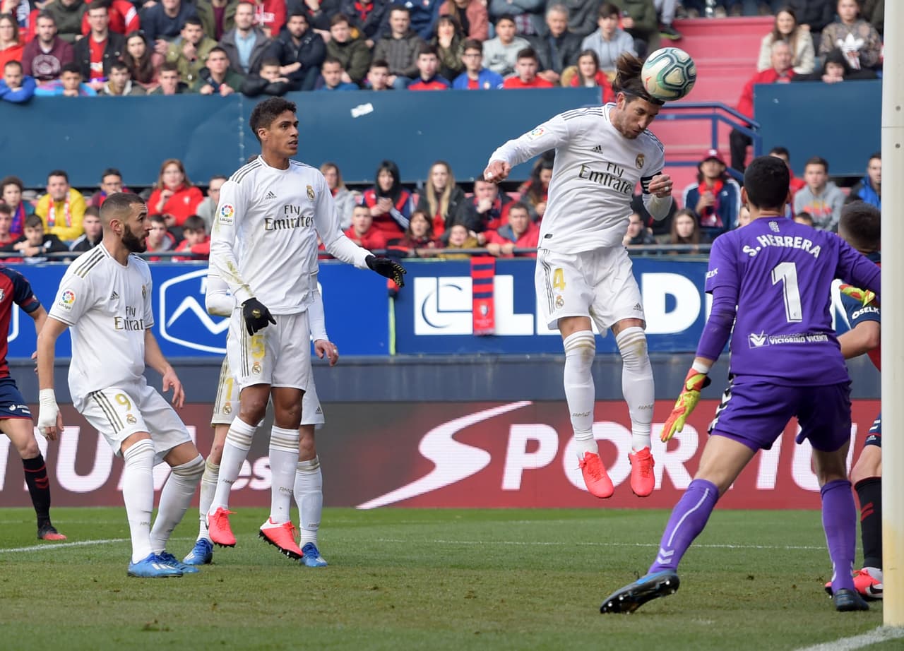 Así se elevó Sergio Ramos para anotar uno de los cuatro tantos en la goleada del Real Madrid tras su vistia ante CA Osasuna.