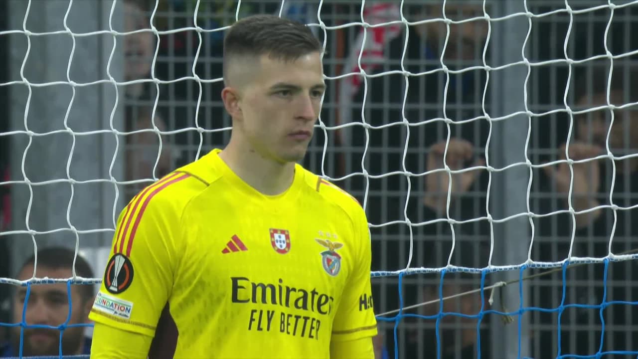 ¡GOL!  anota para Marseille. Leonardo Balerdi