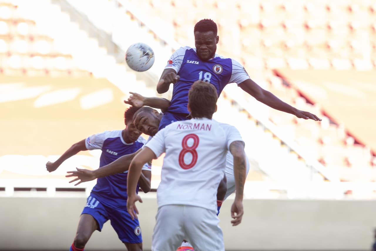 La pólvora de los canadienses y los haitianos se queda em casa y terminan empatando con un horrible 0-0.