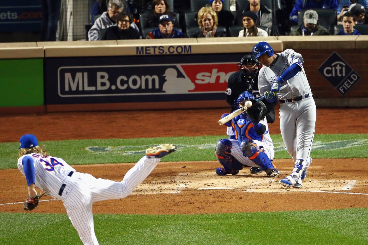 En esa instancia, Pérez estuvo espectacular bateando para .364 además de impulsar la carrera del empate en el noveno inning del juego 5 y conectando el hit que a la postre significaría la carrera del triunfo en el episodio 12 para darle el campeonato a Kansas City al vencer cuatro juegos a uno a los neoyorquinos.