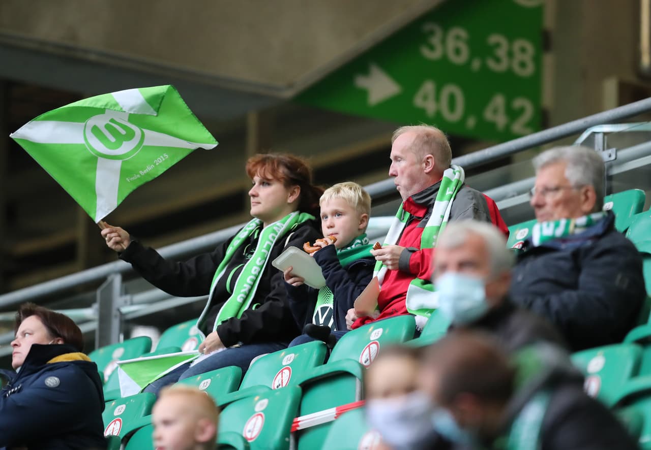Bundesliga y LaLiga reculan para tener aficionados en estadios