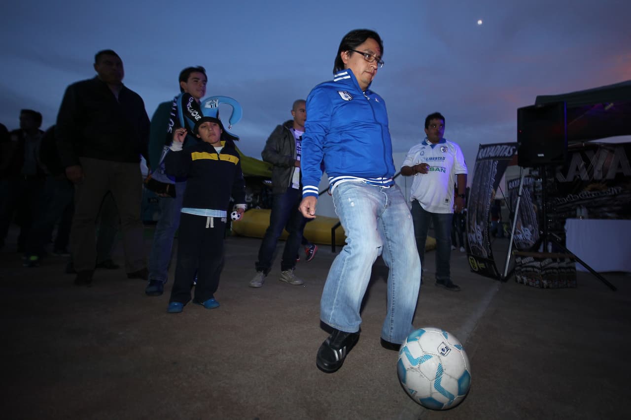 El colorido de la afición en la Jornada 7