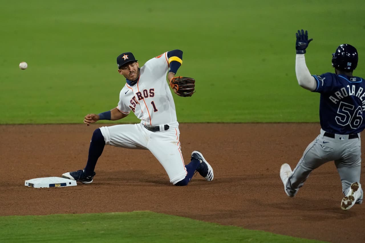 Los Tampa Bay Rays consigue darle la vuelta a los Houston Astros al vencerlos 5-2 y se quedan a una victoria de la barrida.