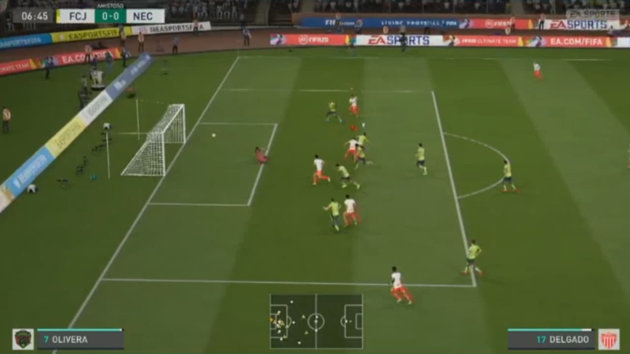 Maximiliano Olivera cayó 1-2 en casa ante Jairo González en el futbol virtual.