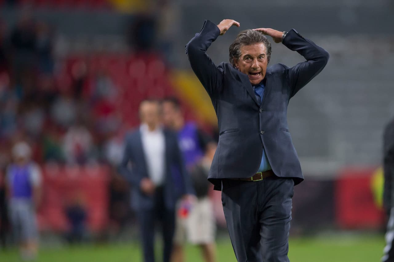 Action photo during the match Atlas vs Puebla corresponding to the 11 week of Liga Bancomer BBVA Closing Tournament 2018 at Jalisco Stadium Foto de accion durante el partido Atlas vs Puebla correspondiente a la jornada 11 de la Liga Bancomer BBVA Torneo Clausura 2018 en el Estadio Jalisco. En la foto: Ruben Omar Romano. 09/03/2018/MEXSPORT/Cristian de Marchena