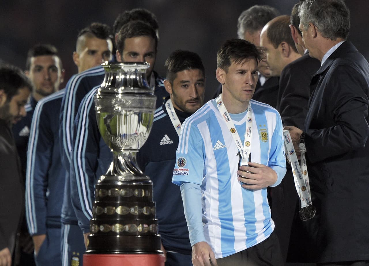 Messi sigue sin poder ganar con Argentina un campeonato de selección mayor.