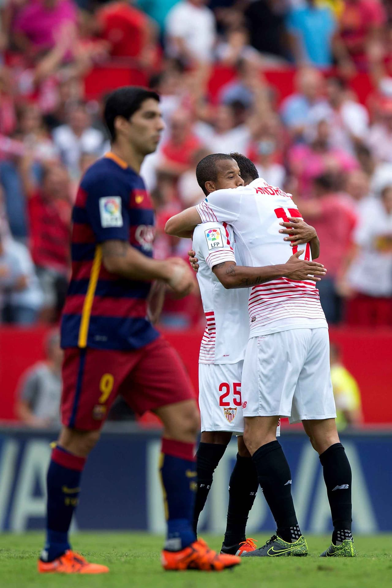 Barça extraña a Messi y cae en Sevilla