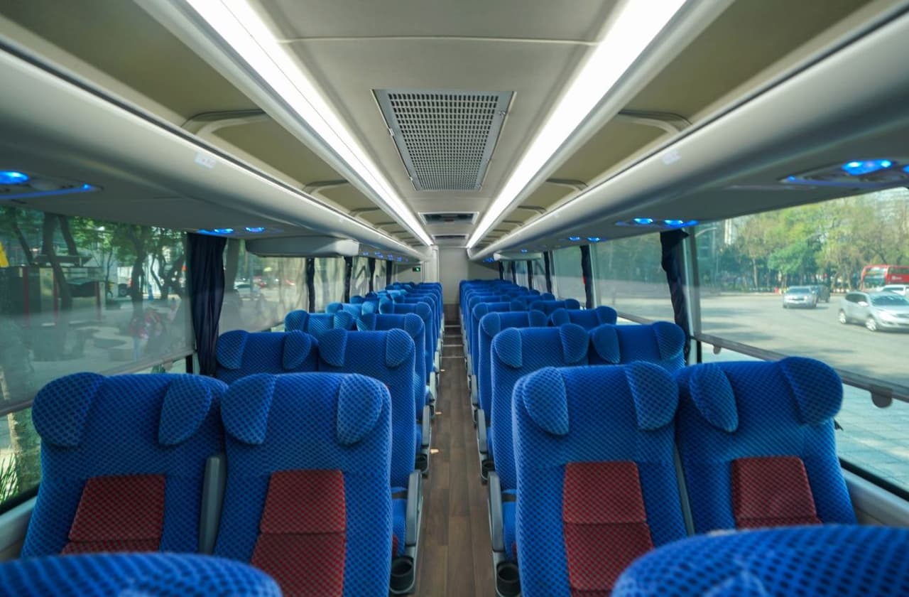 El autobús tiene capacidad para alojar a los 23 seleccionados y equipo técnico.