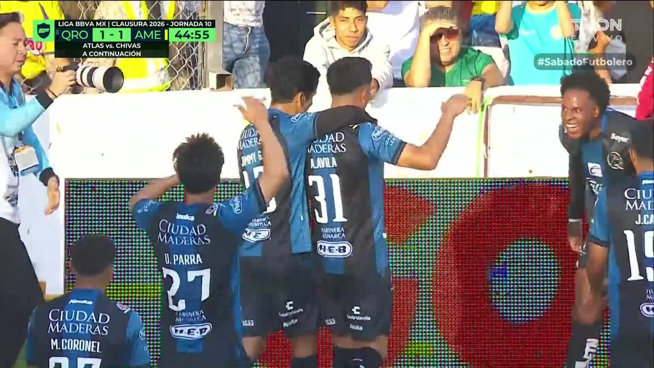 ¡GOL!  anota para Querétaro. Alí Ávila