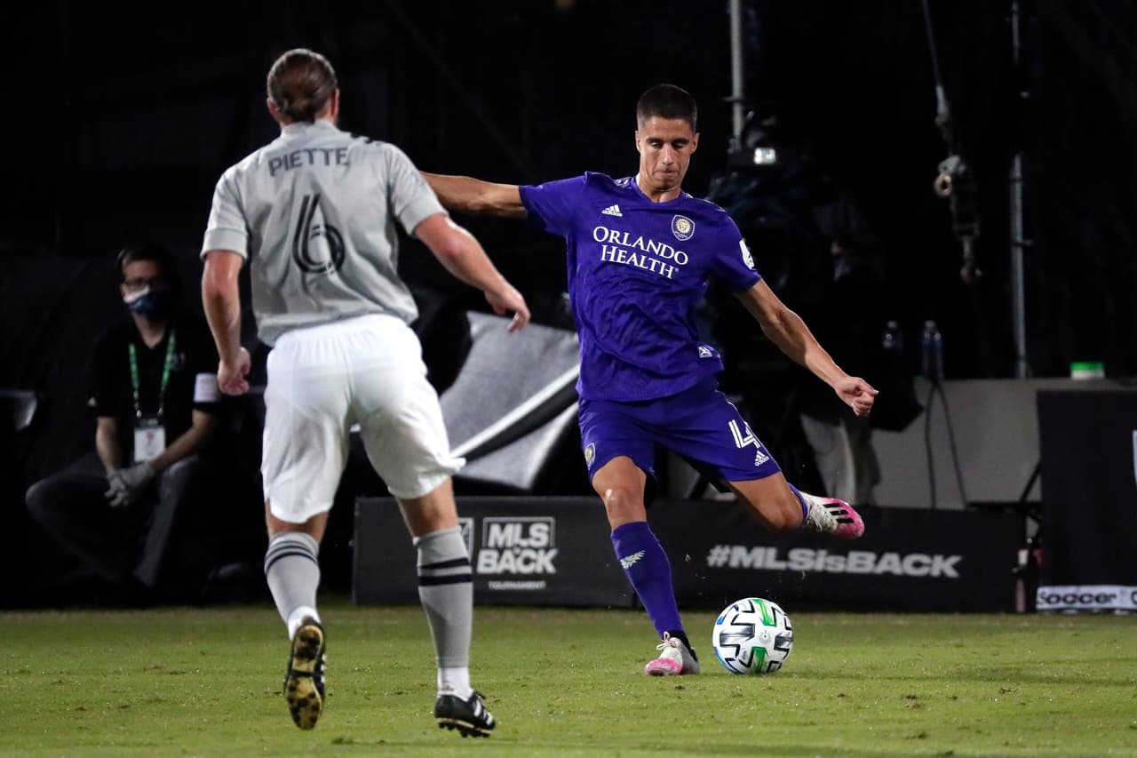 Montreal Impact cayó por la mínima y los de Orlando se instalan en la siguiente ronda del MLS is Back. | Tesho Akindele (60’) marcó el solitario gol del encuentro que envío a casa al conjunto de Montreal Impact.