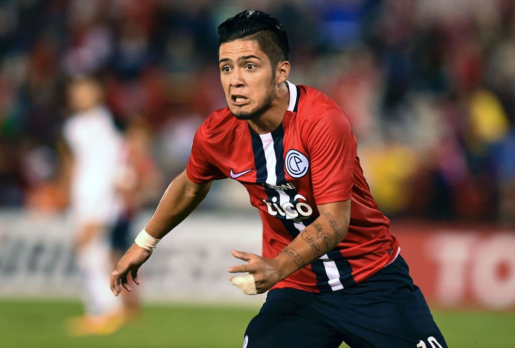 En 2016 llegó al Viejo Continente para jugar en el Real Madrid Castilla.