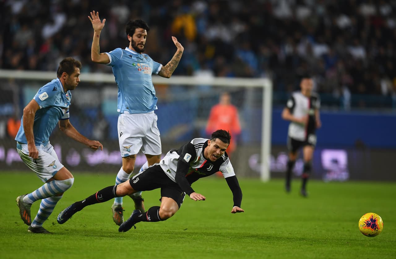 Romero (16’) abrió el marcador y Dybala (45’) empató para dar esperanza a los de Turín. Lulic (73’) marcó el segundo para Lazio y Danilo Cataldi (94’) cerró la cuenta para el 3-1 final.