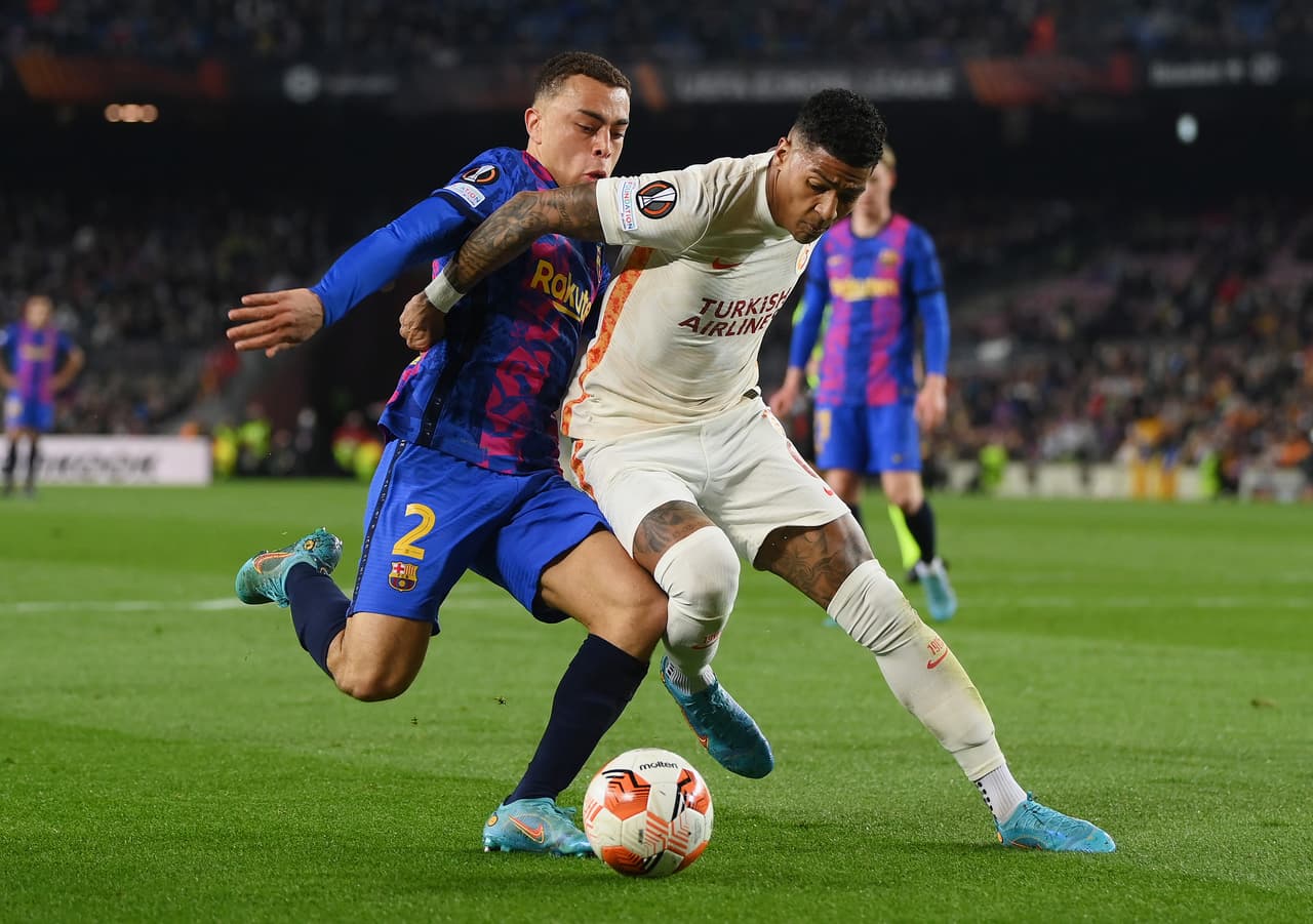Barcelona quedó 0-0 de local ante Galatasaray en la ida de Octavos de Final de la Europa League a pesar de ser mejor y generar varias ocasiones de gol ante los turcos.