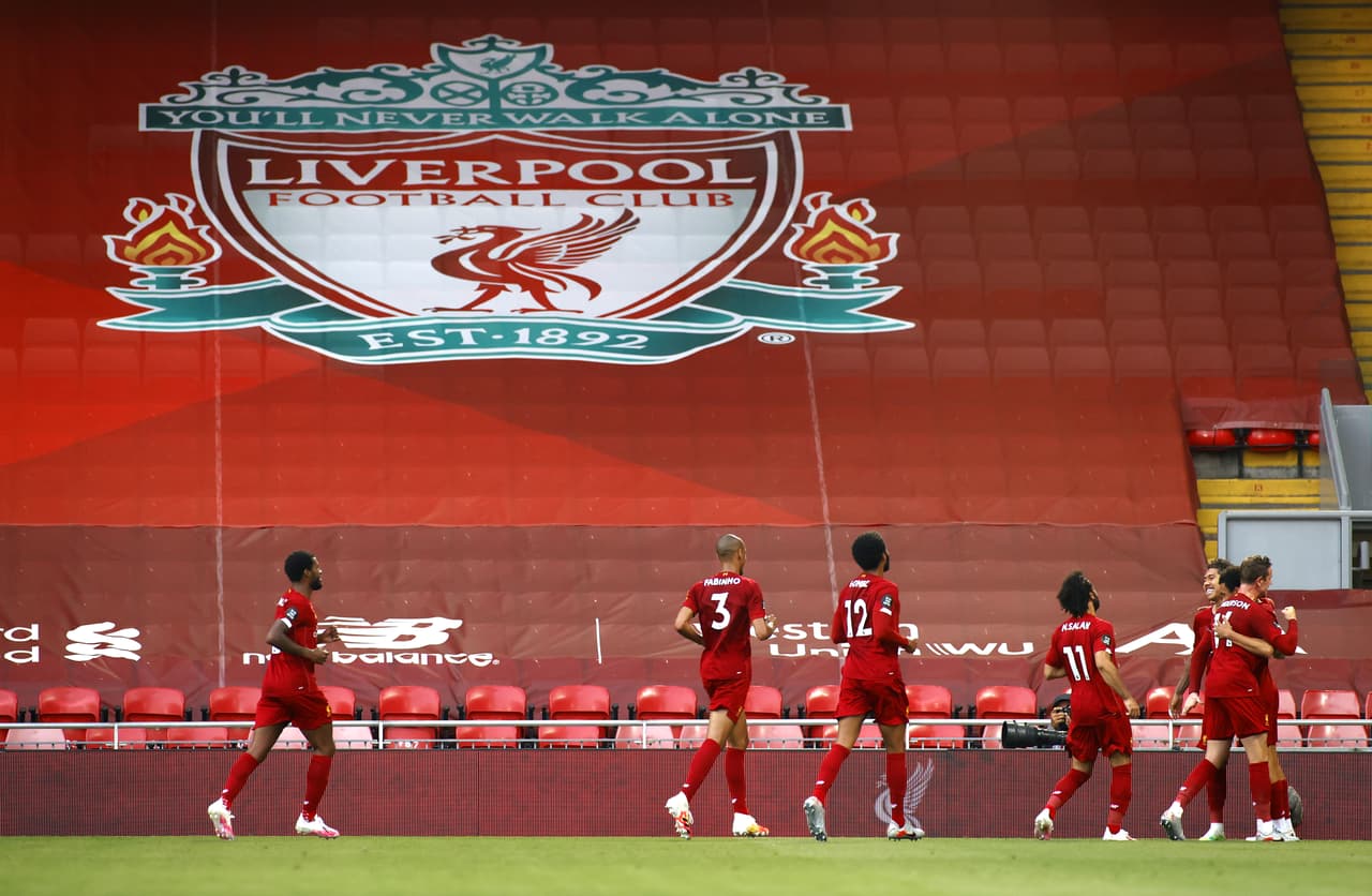 <b>Generación exitosa rompió la sequía</b>
<br>De la mano de Jürgen Klopp y con una gran generación de futbolistas que están entrer los mejores de sus respectivas posiciones a nivel mundial, el Liverpool conquistó su primer título de Premier League en la historia, recordando que, este nombre de la Liga inglesa se adquirió en la temporada 1992-1992 y los Reds habían ganado por úlltima ocasión hace 30 años.