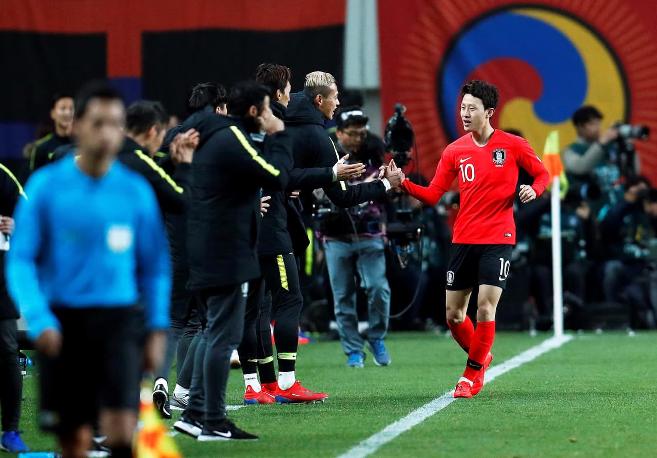 Sin embargo, Lee Jae-sung volvió a poner en ventaja a Corea al minuto 58 con un remate muy suave al que Arboleda tampoco respondió bien.