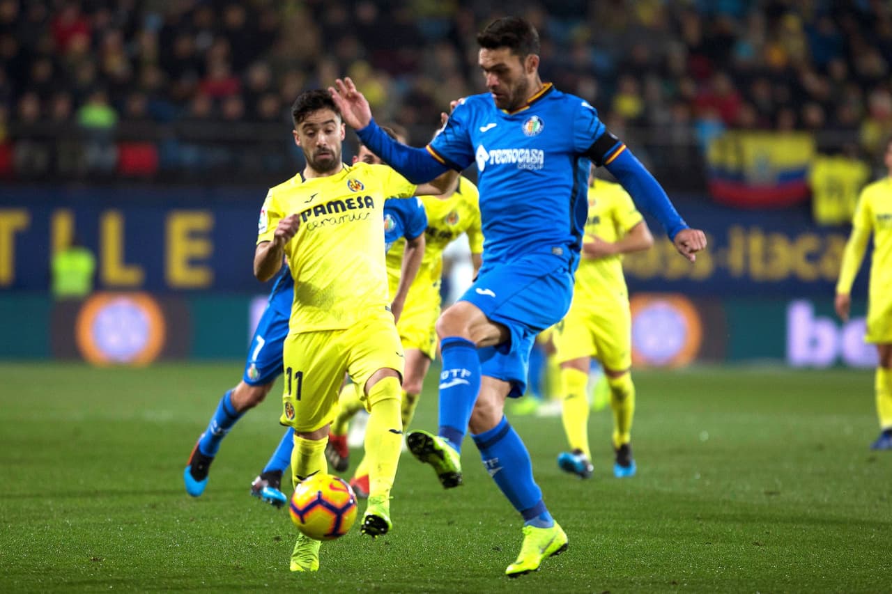 El Getafe logró un gran resultado para mantenerse en lucha por puestos europeos al superar 2-1 en su visita al Villarreal, que no contó con el mexicano Miguel Layún.