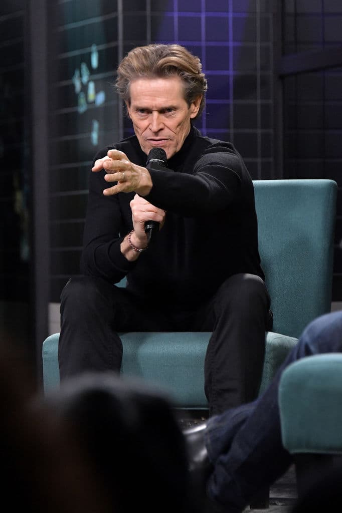 The Grand Budapest Hotel (2014) - Gustave H., un legendario conserje de un famoso hotel europeo de entreguerras, entabla amistad con Zero Moustafa, un joven empleado al que convierte en su protegido.
<br>