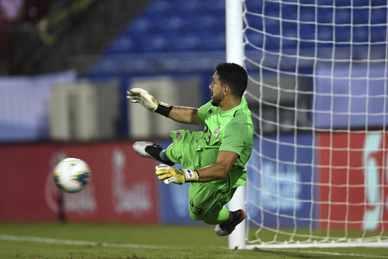 Las selecciones de Costa Rica y Bermudas se vieron las caras en Toyota Stadium, en Frisco, Texas, por el Grupo B de la Copa Oro 2019. Costa Rica se adelantó en el marcador con gol de Mayron George a los 30 minutos. Más tarde, con gol de Elías Aguilar, los Ticos aumentaron a 2-0 la ventaja pero a los 59 minutos, de penalti, Nahki Wells descontó por los bermudeños.