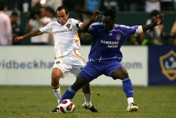 El marfileño Michael Essien tuvo la oportunidad de disputar un juego de las estrellas con el Chelsea de Inglaterra.