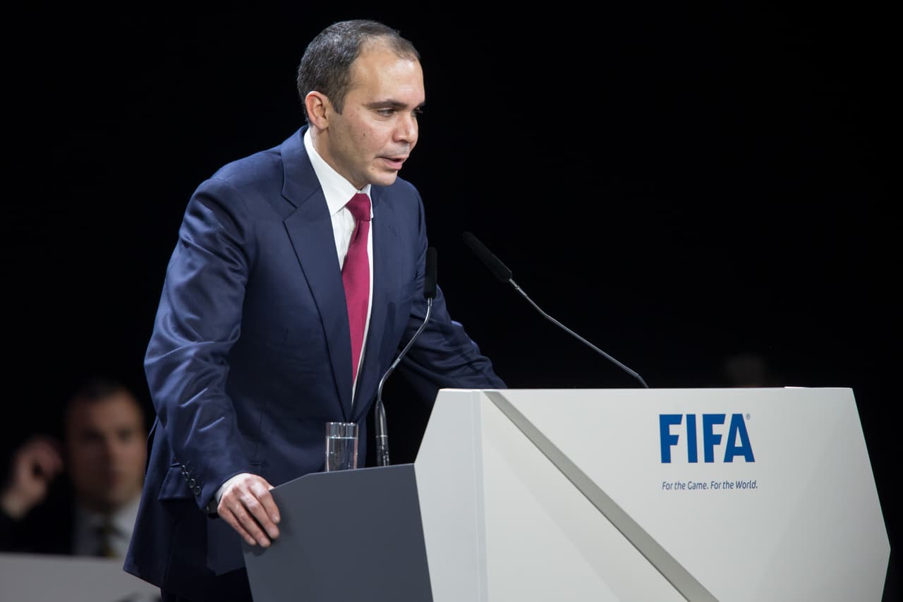 Ali bin al Hussein rechazó aplazar elección de presidente de la FIFA
