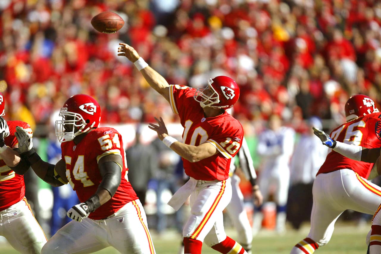 2004 Ofensiva número 1 NFL - Kansas City Chiefs. No avanzó a Playoffs.