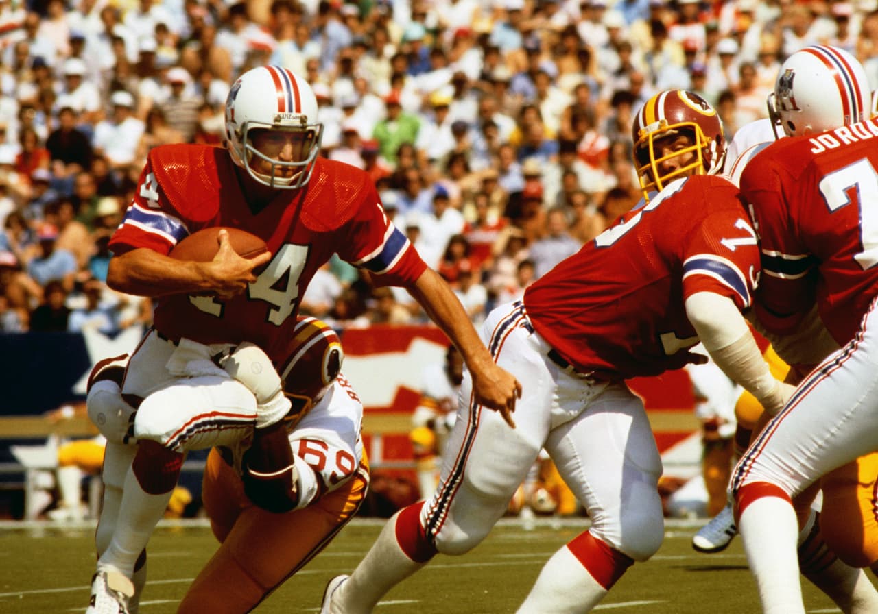 1978 Ofensiva número 1 NFL - New England Patriots. Pierde con los Houston Oilers en Playoffs divisionales de la Conferencia Americana.