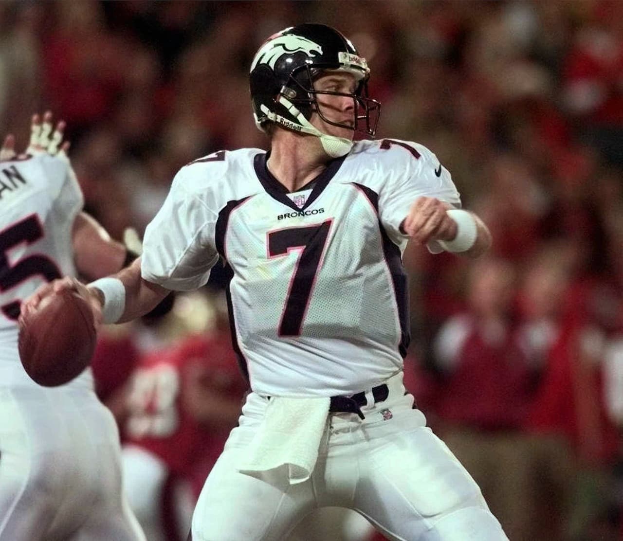 1997 Ofensiva número 1 NFL - Denver Broncos. Campeón del Super Bowl XXXII sobre los Green Bay Packers.