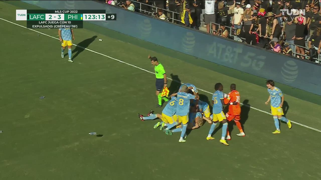 ¡Celebra Philadelphia! Elliott la empuja para el 2-3 de Union ante LAFC