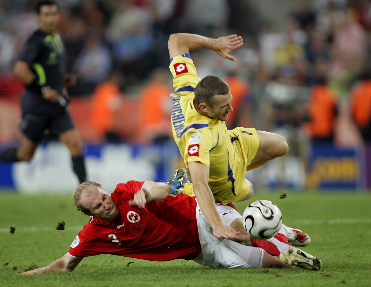 Si bien Suiza y Ucrania no son los equipos de más cartel a nivel internacional, tampoco se creía que fueran a dar un espectáculo tan triste (peor que las finales de 1990 y 1994, para que haya una idea). Durante el juego hubo 40 faltas y jamás se vio el brillo de las estrellas en acción.