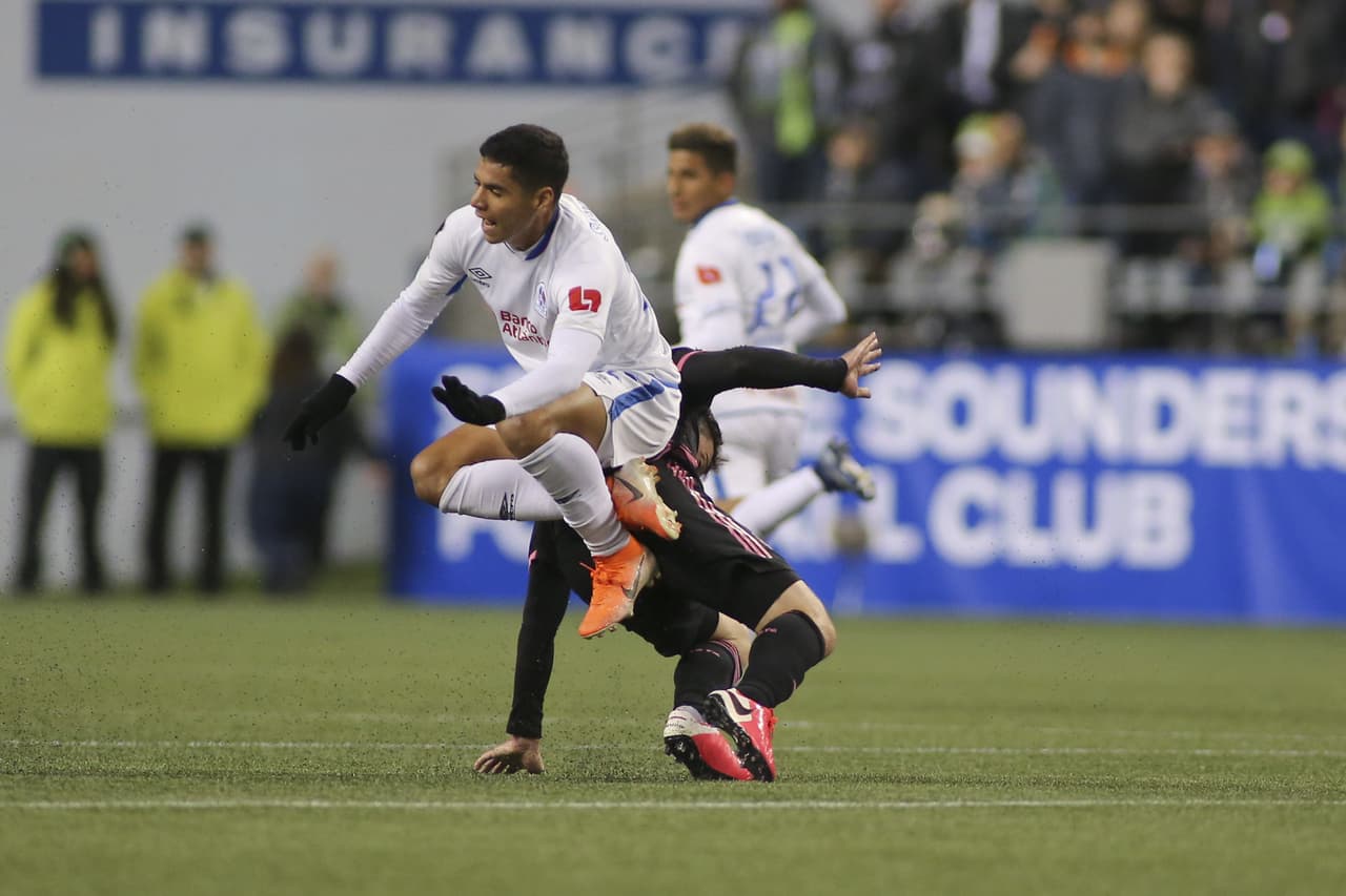 Seattle y Olimpia empatan 2-2 (4-4 global) y en penales la escuadra hondureña avanza a los Cuartos de Final donde se medirá ante Montreal Impact.