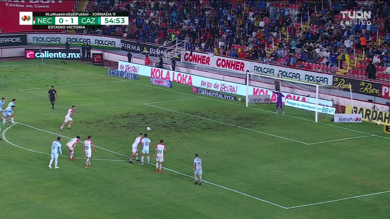 ¡GOL!  anota para Necaxa. Facundo Batista
