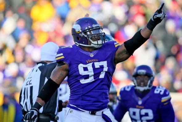 Los equipos especiales de Minnesota se lucieron en la victoria de los Vikings 31-13 amte los Carolina Panthers. Everson Griffen hizo una de ellas.