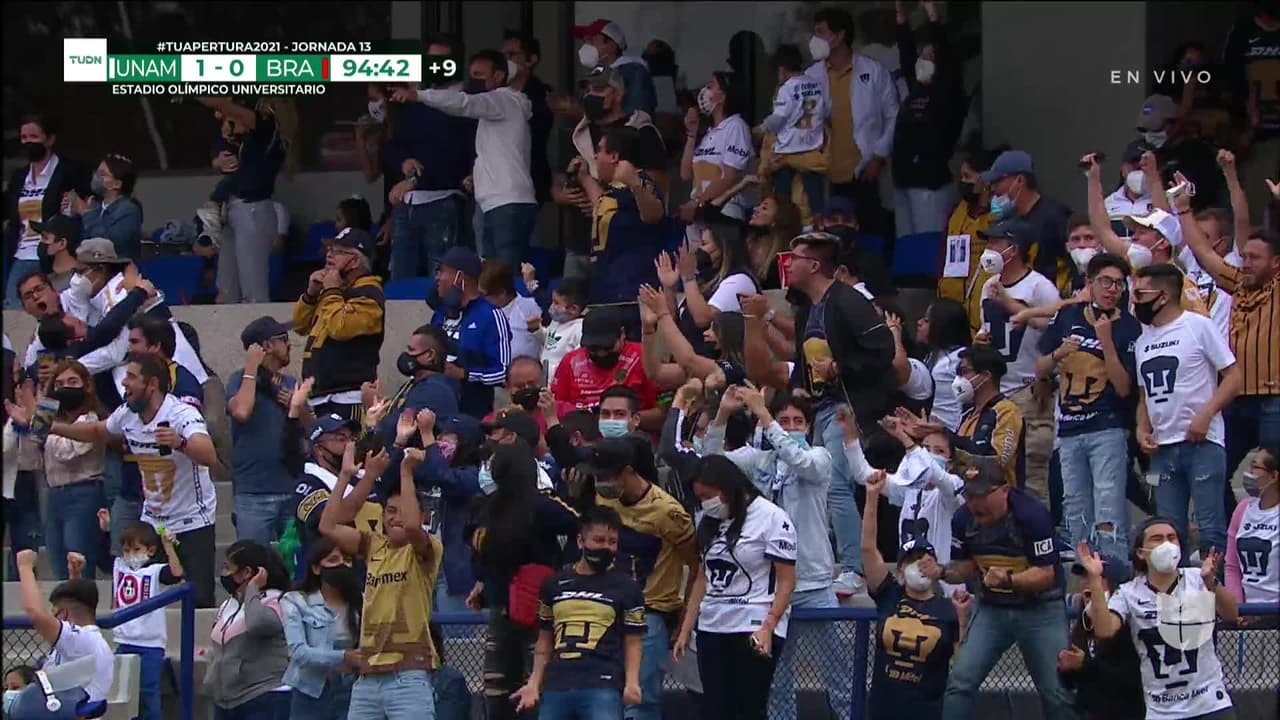 ¡GOL!  anota para Pumas UNAM. Washington Corozo