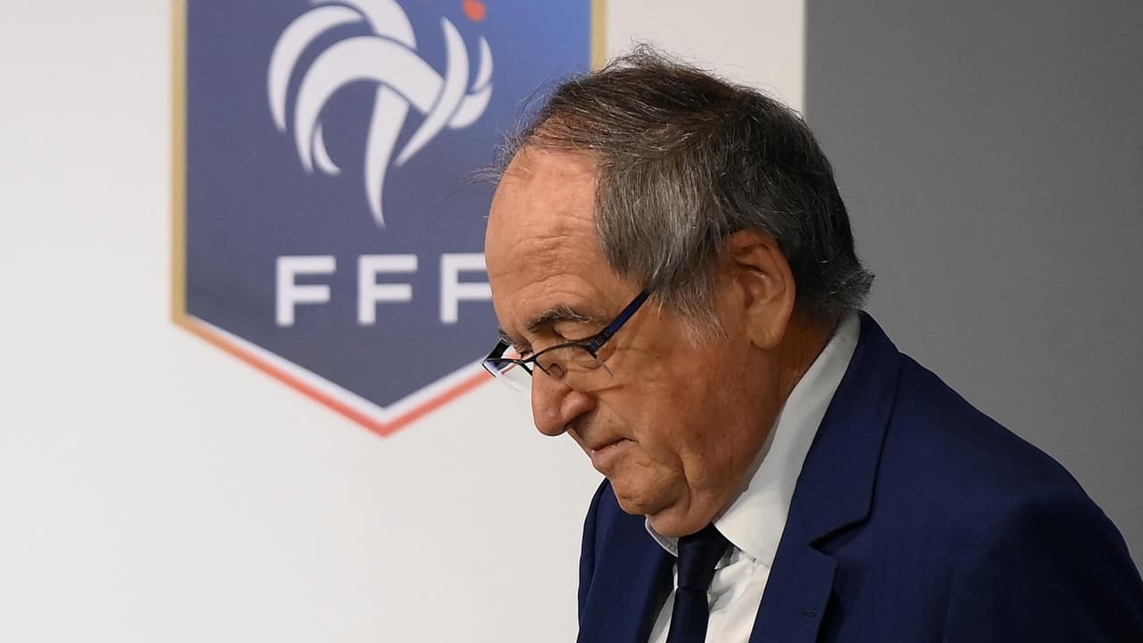 Francia se inclina por excluir a a Rusia del Mundial de Qatar 2022