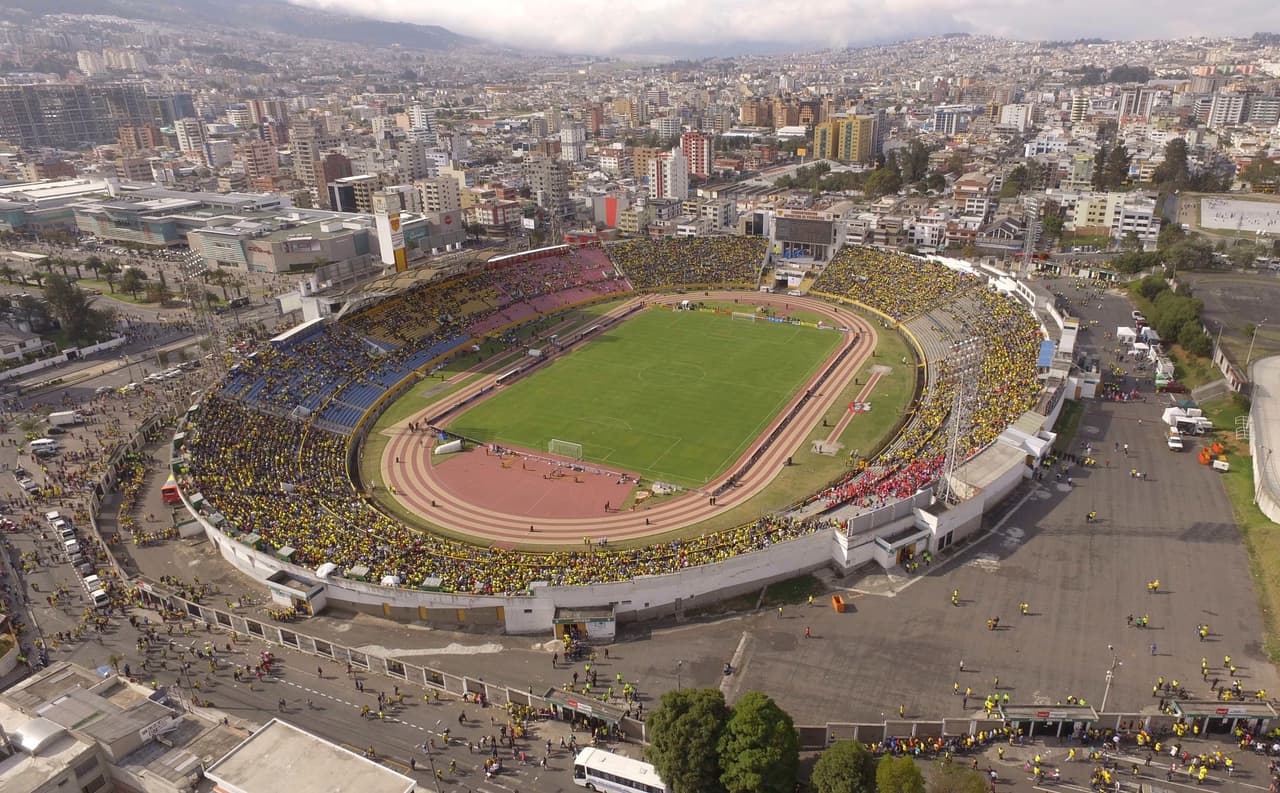 QUITO, ECUADOR - OCTOBER 06: An aerial view of Atahualpa stadium is seen before a match between Ecuador and Chile as part of FIFA 2018 World Cup Qualifiers at Olimpico Atahualpa Stadium on October 06, 2016 in Quito, Ecuador. (Photo by Gary Granja/LatinContent/Getty Images)