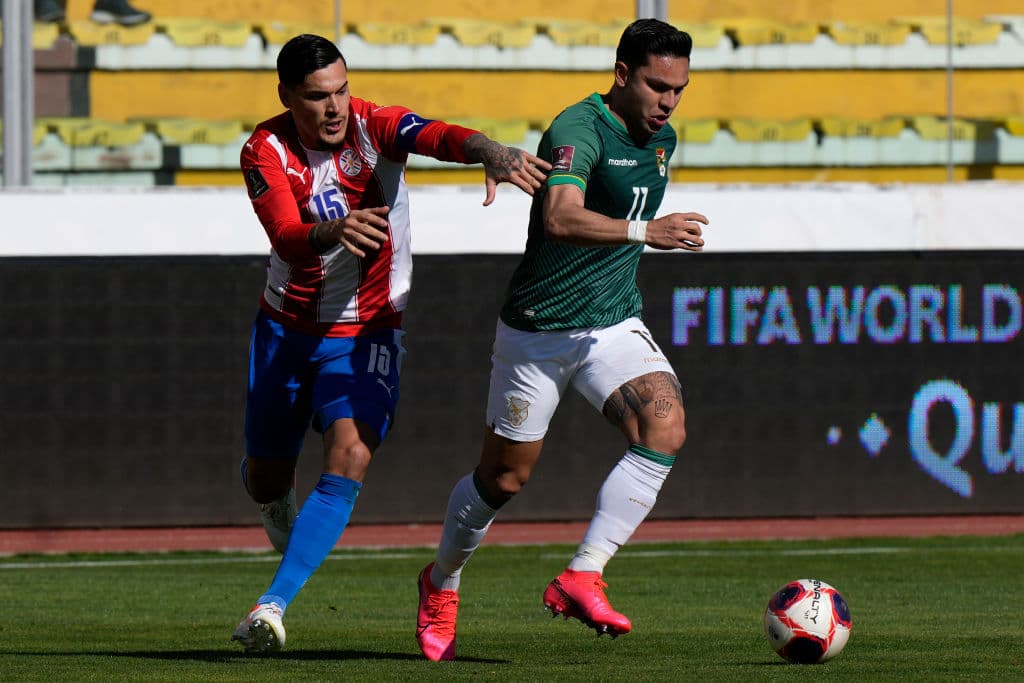 Bolivia quiere pelear por su pase a Qatar 2022 y golean 4-0 a Paraguay.