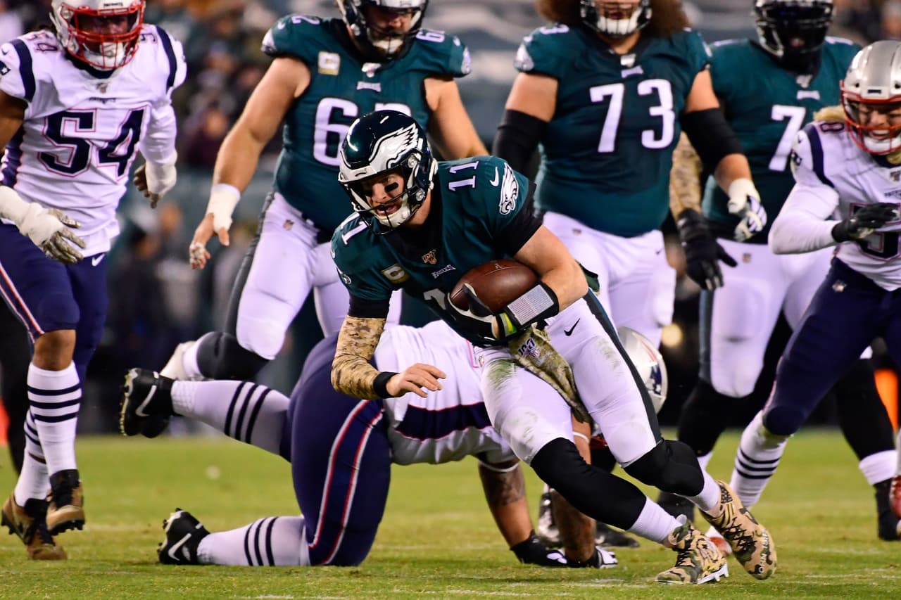 Philadelphia no aprovechó la condición de local y perdiò ante unos inspirados Patriots.