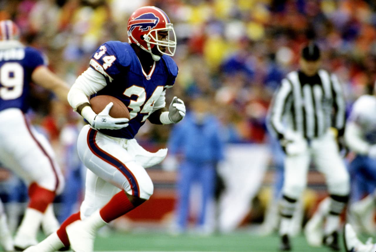 14.- Thurman Thomas (1988-99 Buffalo Bills, 2000 Miami Dolphins).- 12,074 yardas.