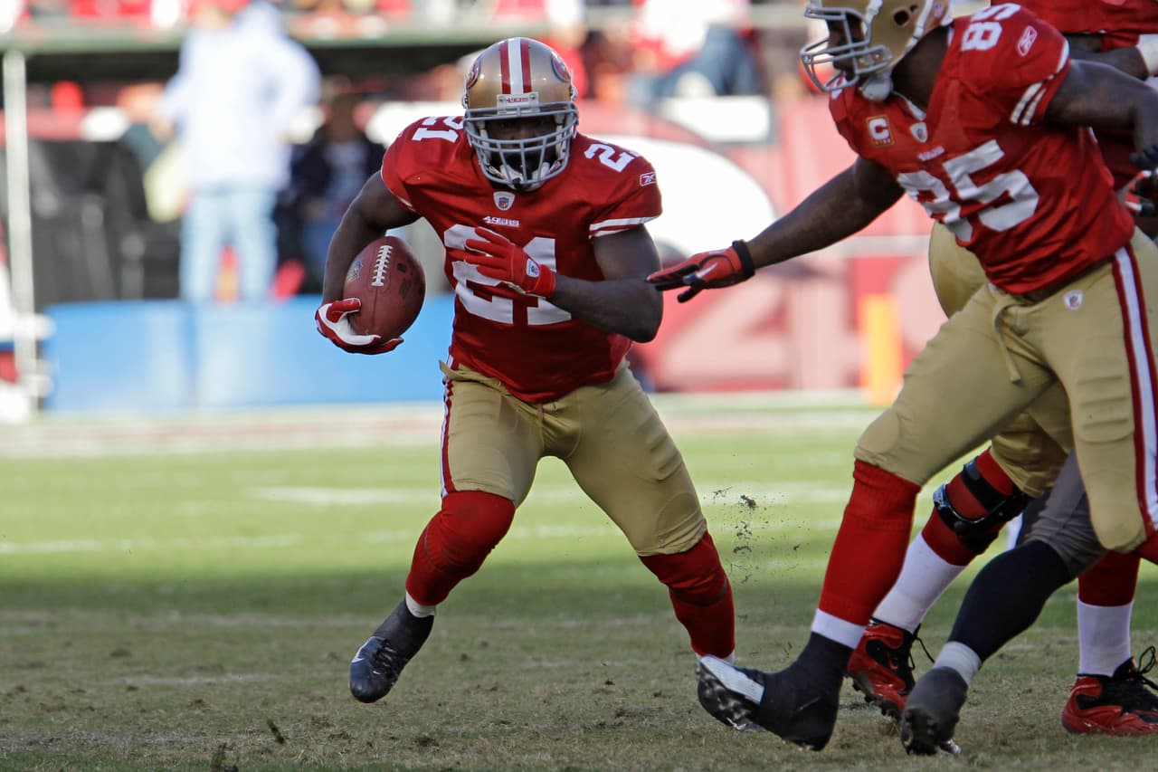 ***EN ACTIVO 15.- Frank Gore (2005-2014 San Francisco 49ers, 2015-actualidad Indianapolis Colts).- 12,040 yardas.