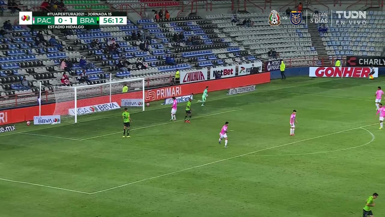 ¡TIRO ATAJADO! disparo por Fabian Castillo.