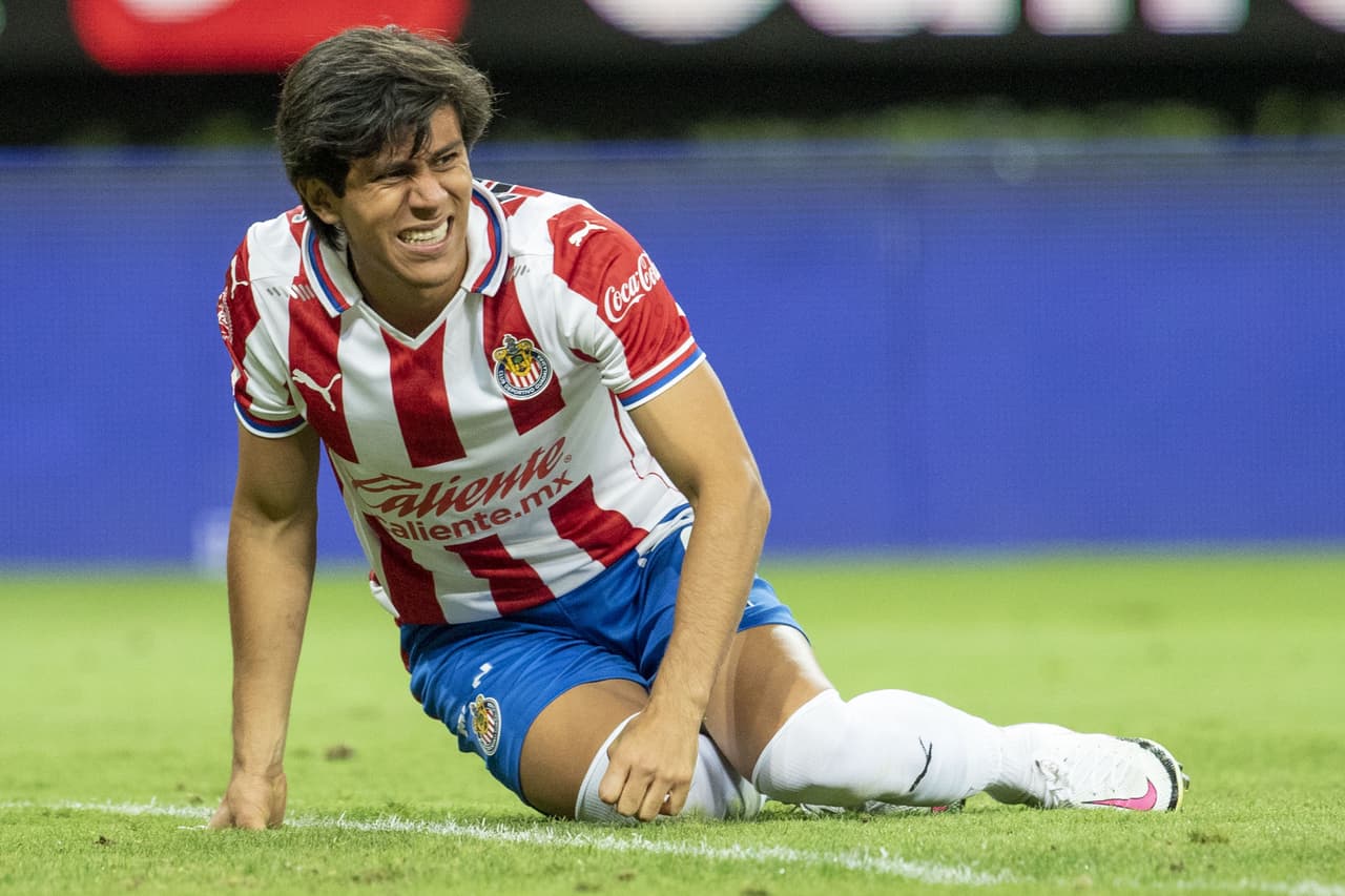 Lezcano (10’) abrió el marcador para adelantar al cuadro fronterizo y Ariel Matías crecía la ventaja al 29’. JJ Macías (77’) apareció para descontar en la segunda mitad. El Rebaño sólo acumula dos derrotas y dos empates. En la siguiente fecha, Chivas visitará al León y Bravos hará lo propio ante Puebla.