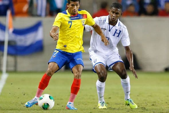 Además presenta a tres jugadores que militan en la Liga MX. Walter Ayoví (Pachuca), Fidel Martínez (UdeG) y Joao Rojas (Cruz Azul) y quedó fuera con cierta polémica Joffre Guerrón (Tigres).